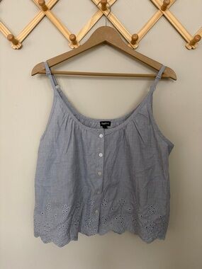 Gap body eyelet button down cami tank top